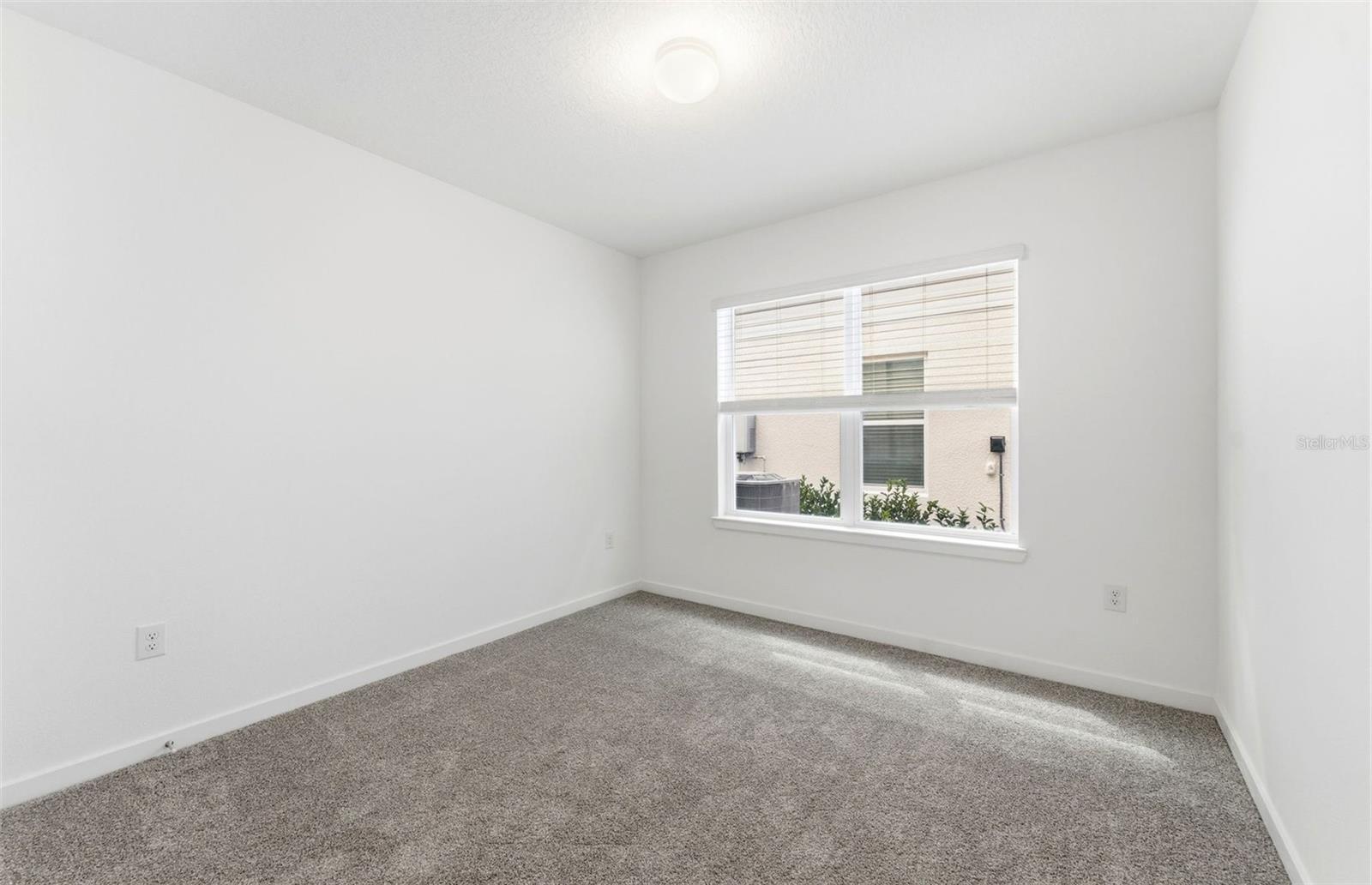 16829 Harmony River Ln Property Photo 6