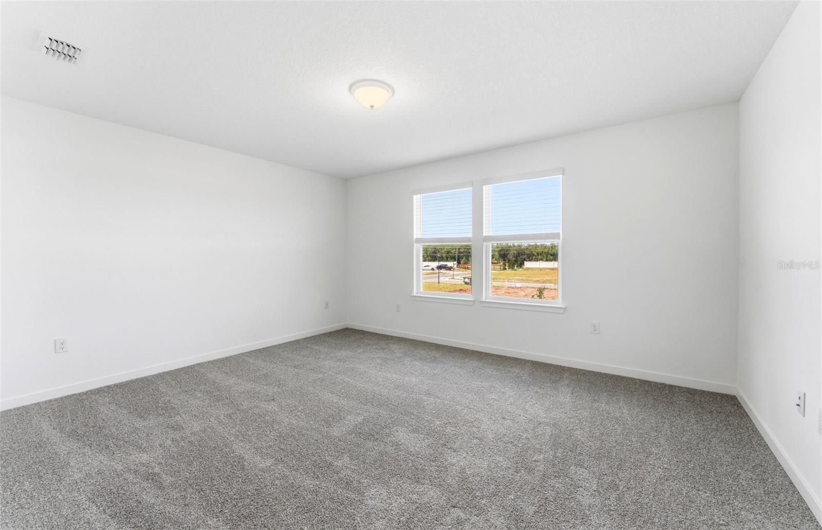 16829 Harmony River Ln Property Photo 9