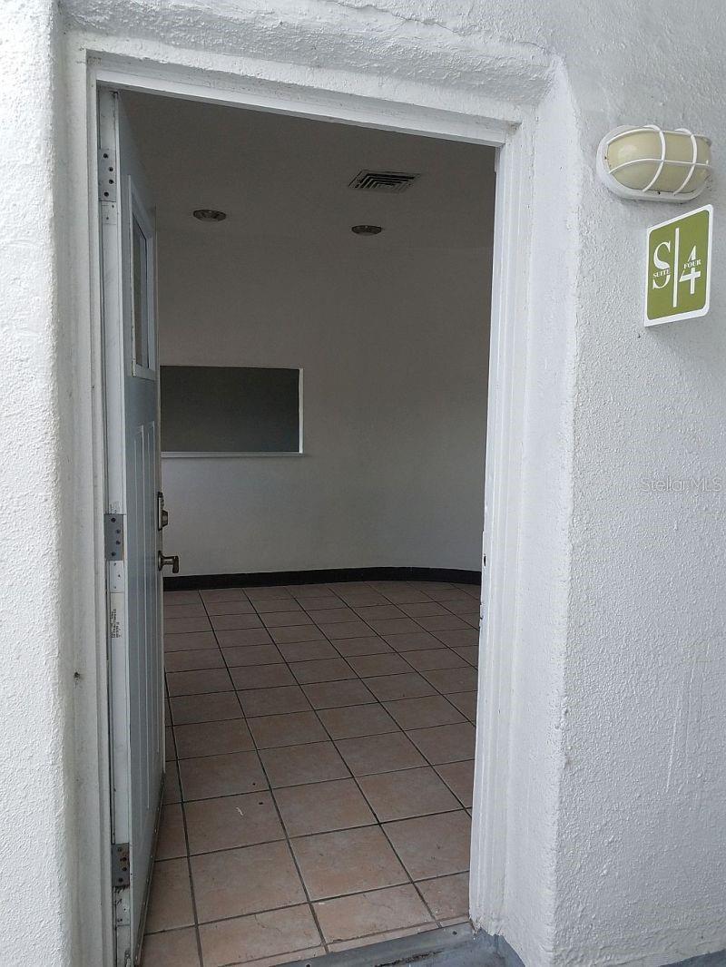 100 E Shell Point Rd Property Photo 14