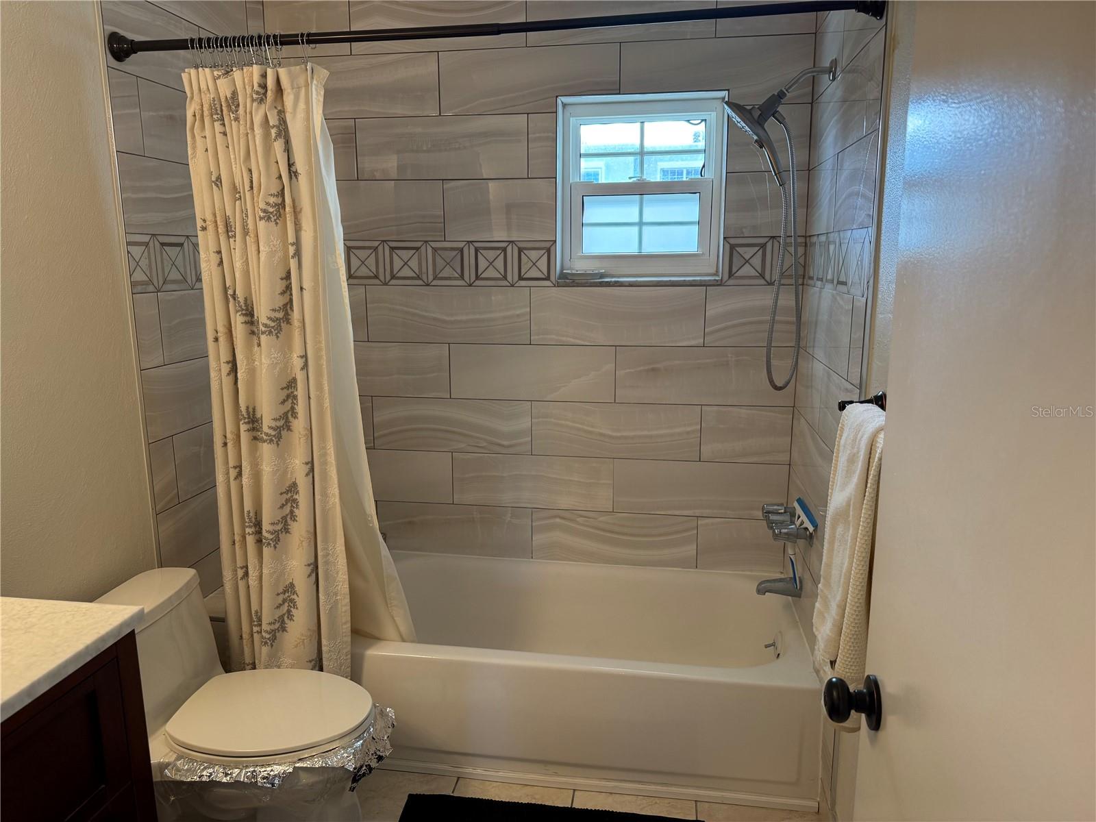 1706 Belleair Forest Dr #226 Property Photo 11