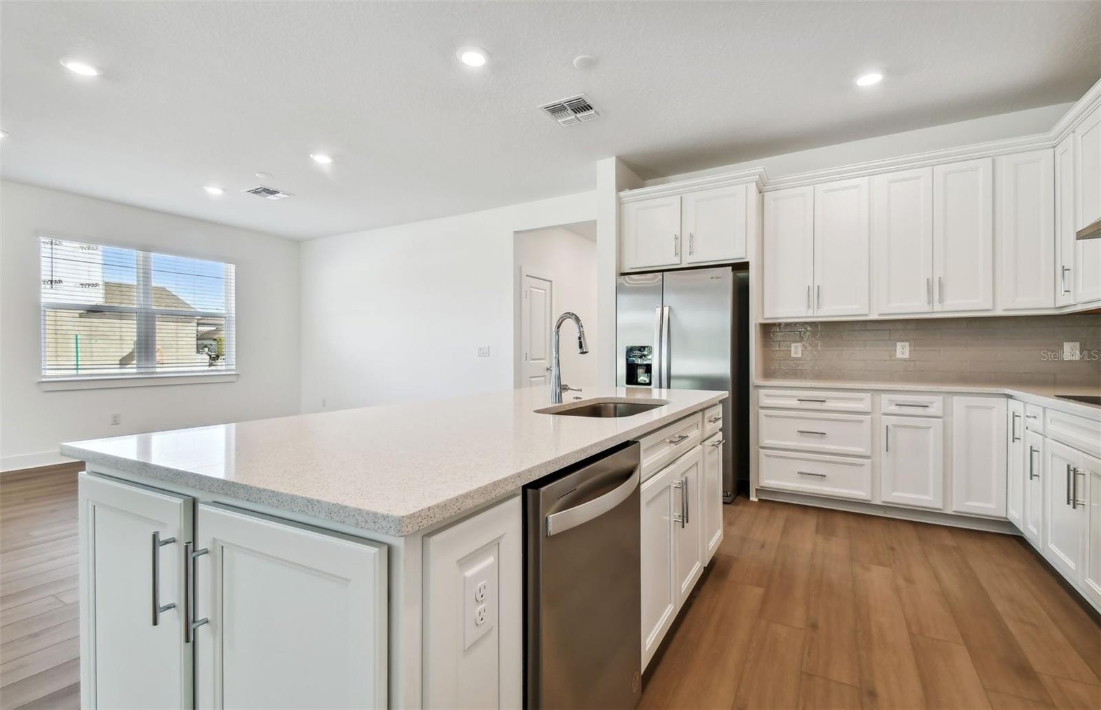 17040 Canary Trl Property Photo 6