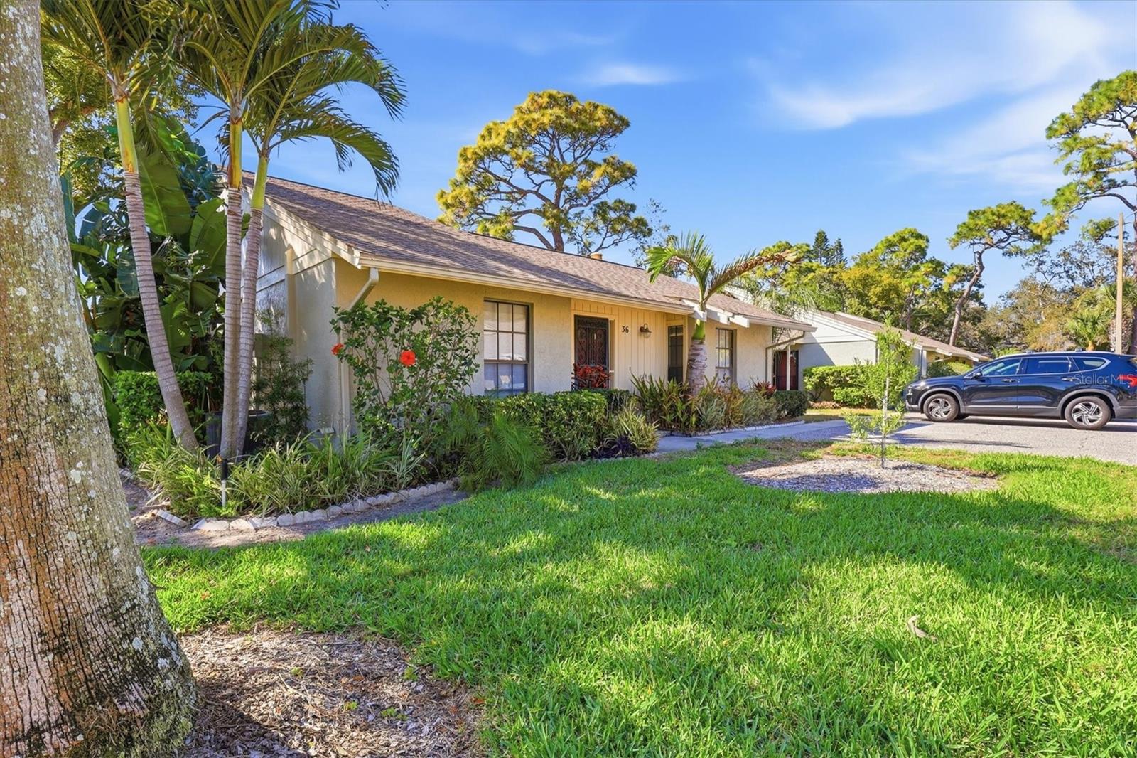 36 Windrush Bay Dr #36 Property Photo 5