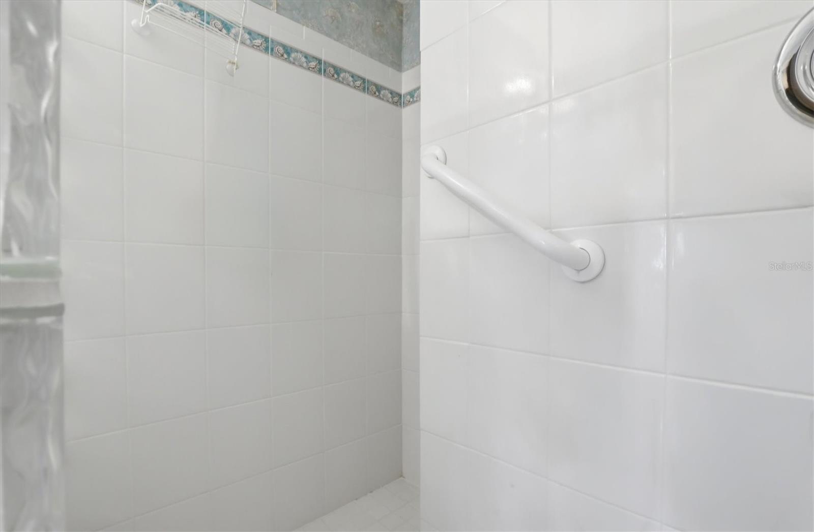 36 Windrush Bay Dr #36 Property Photo 27