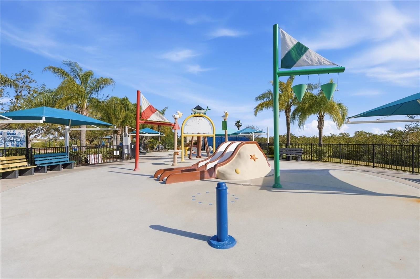 36 Windrush Bay Dr #36 Property Photo 53