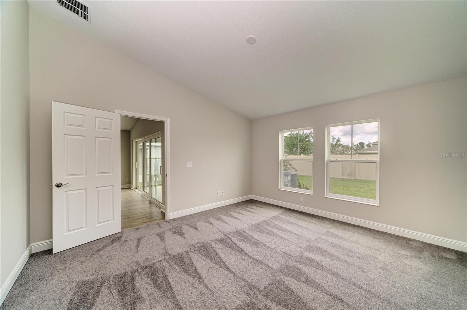 12373 Oak Hill Way Property Photo 7