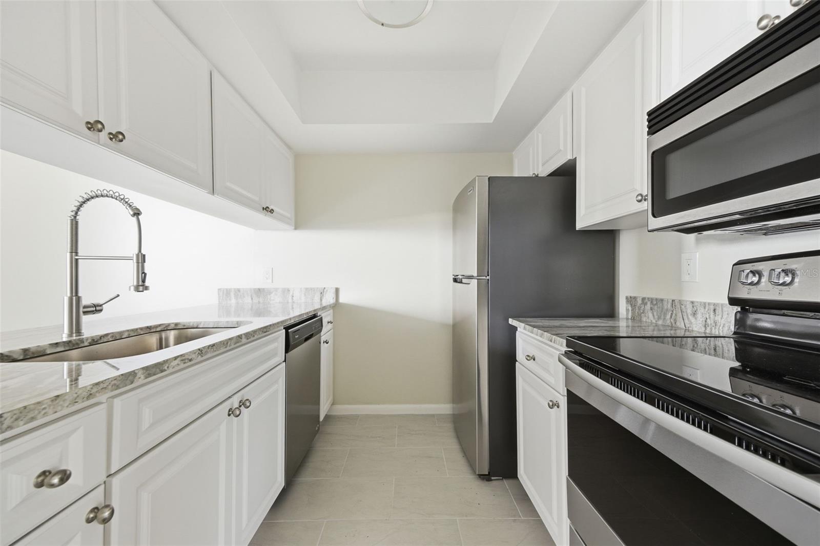 3102 W Horatio St #12 Property Photo 1
