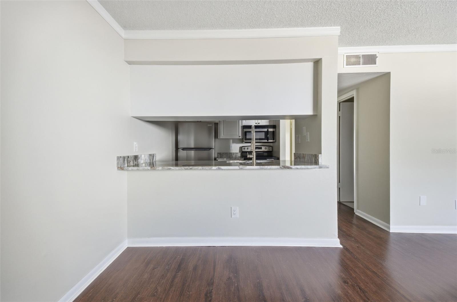 3102 W Horatio St #12 Property Photo 11