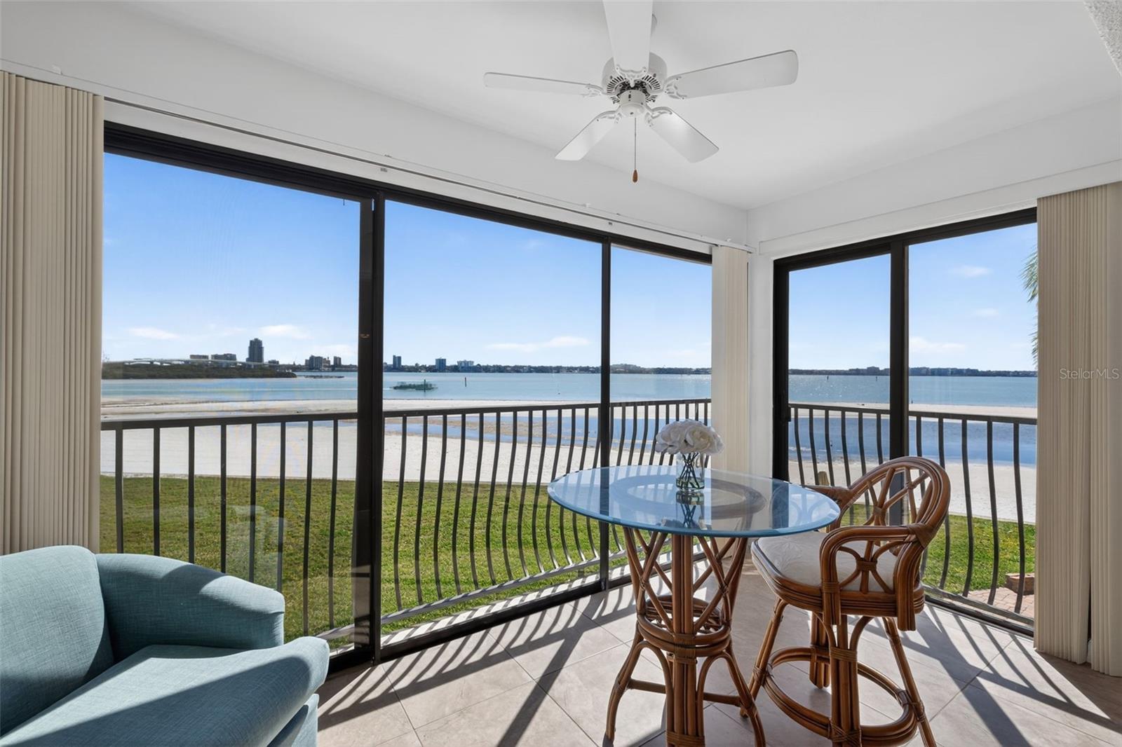 865 S Gulfview Blvd #207 Property Photo 5
