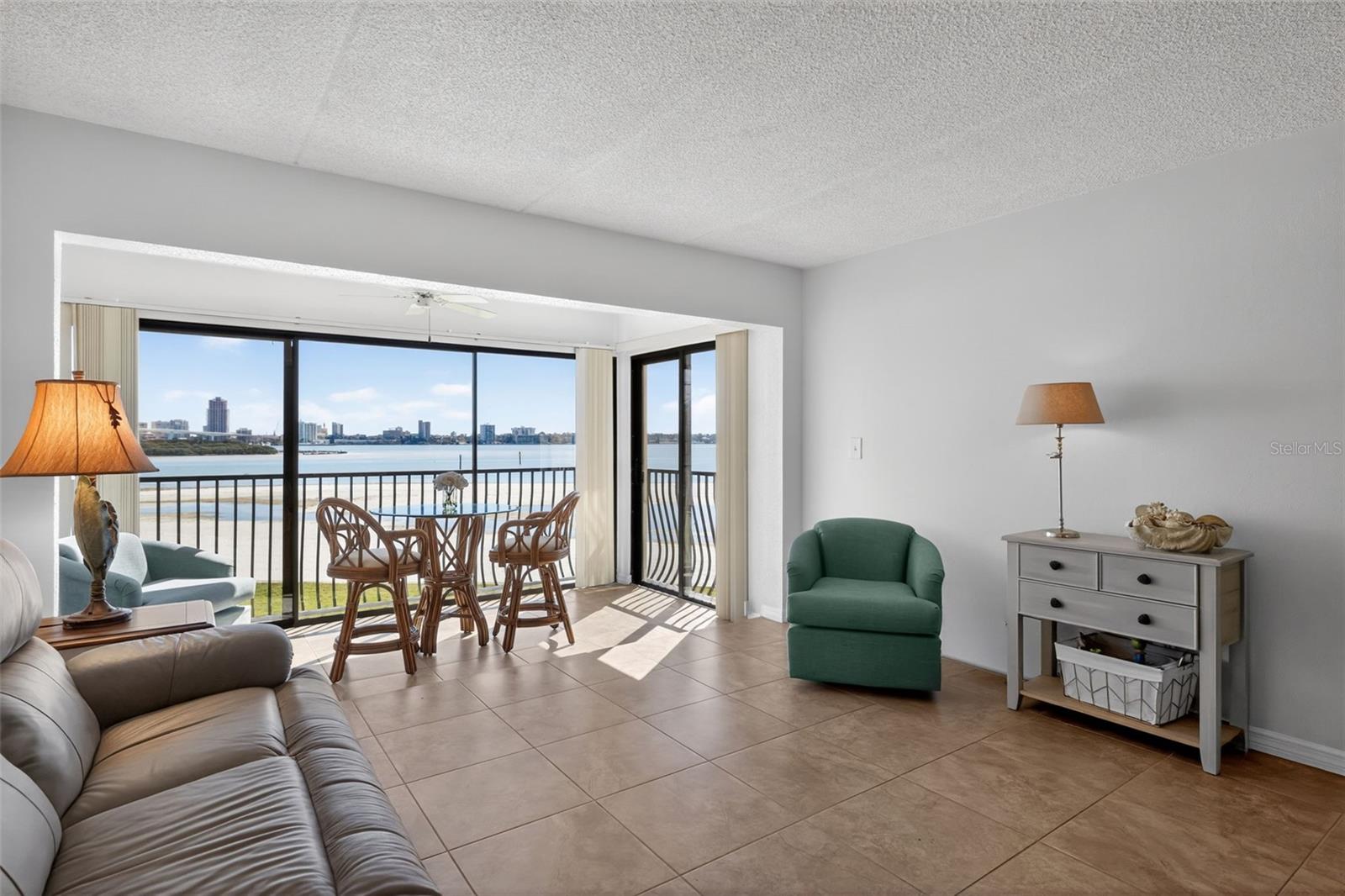 865 S Gulfview Blvd #207 Property Photo 11