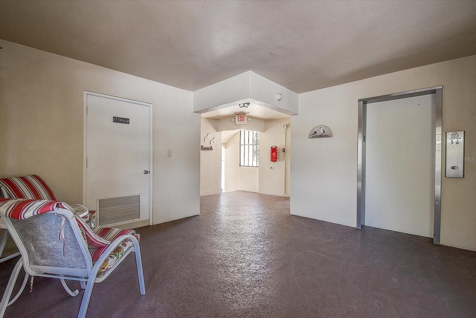 865 S Gulfview Blvd #207 Property Photo 43