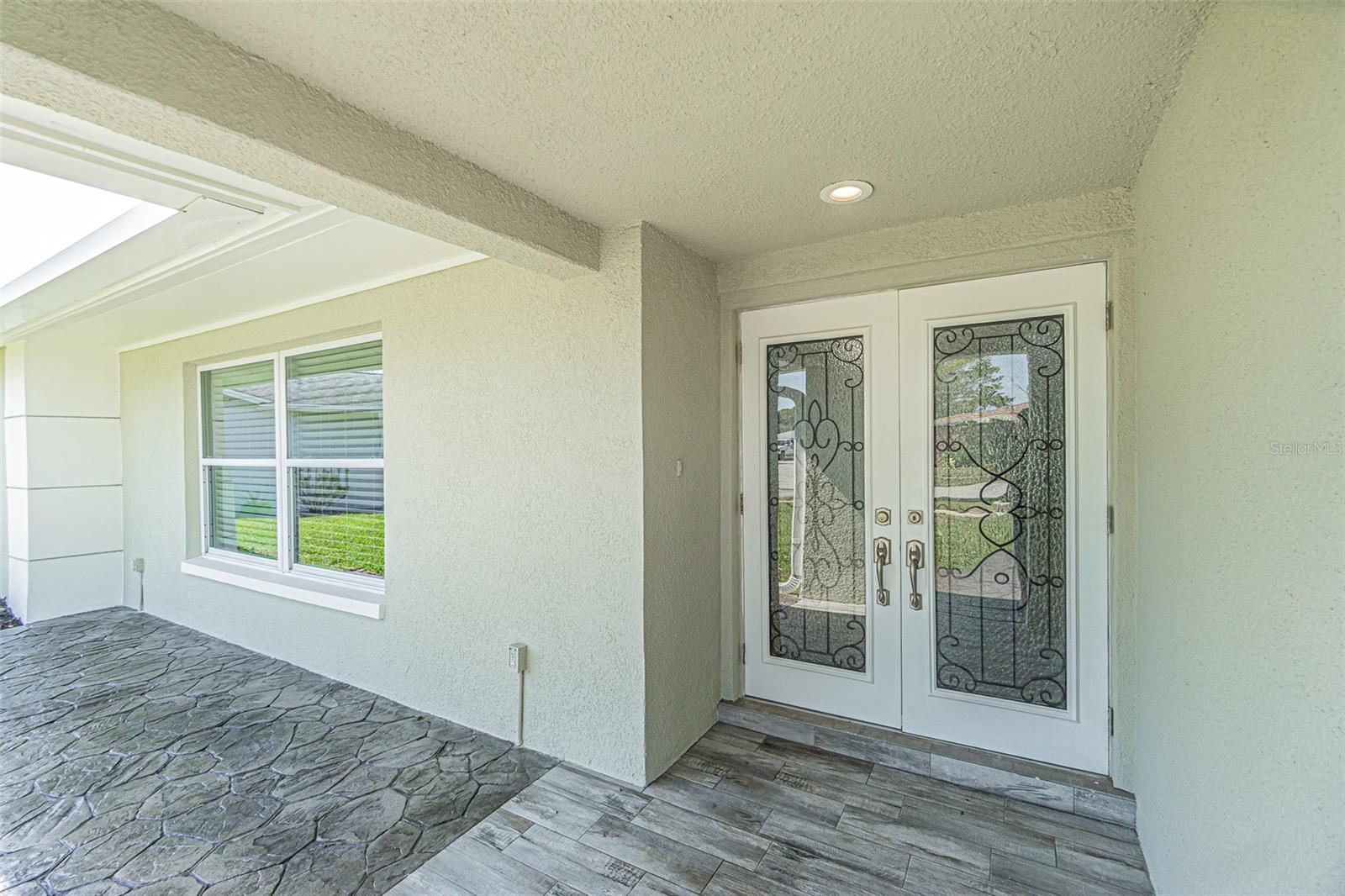 1125 Fernwood Dr Property Photo 4