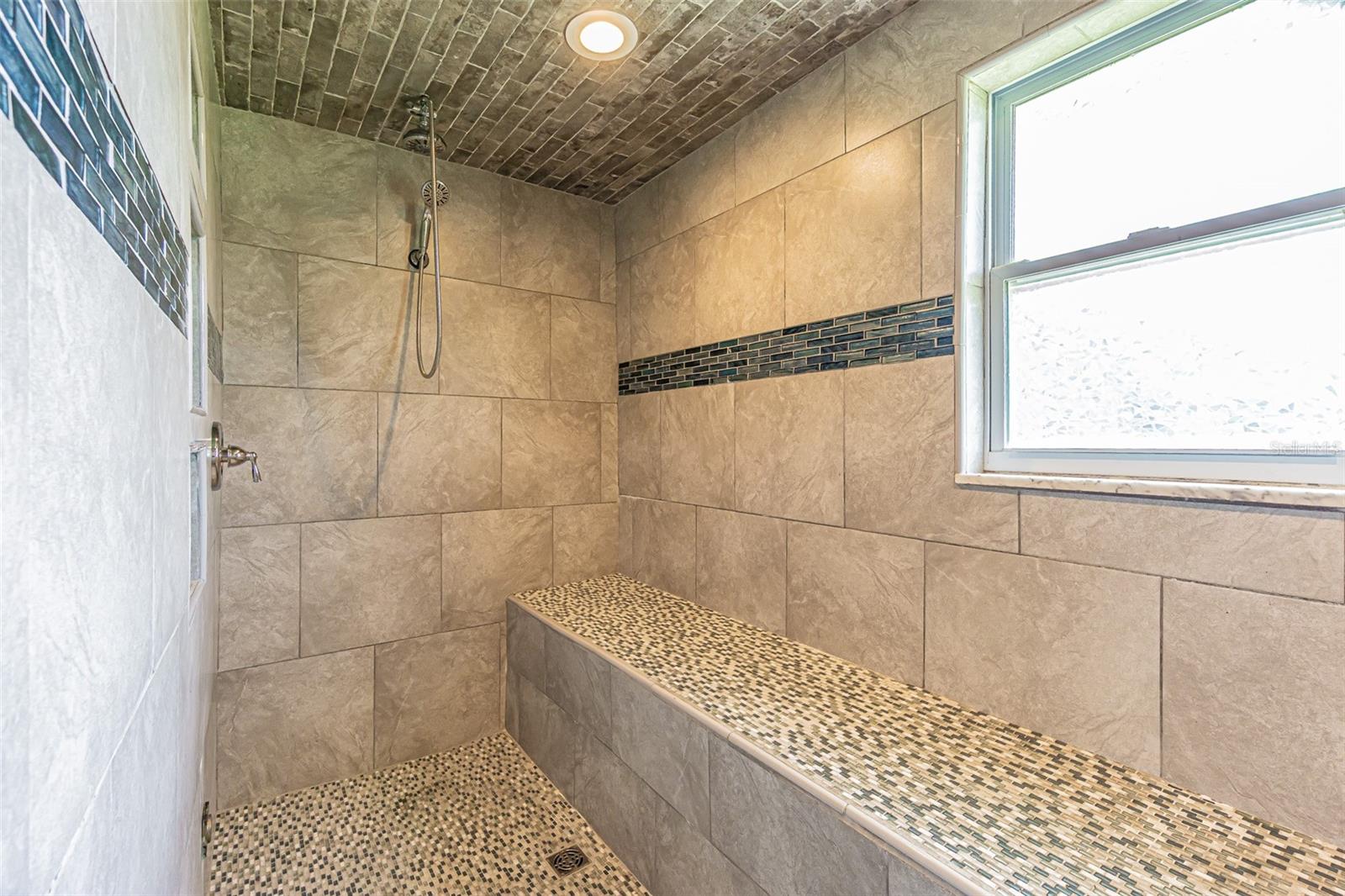 1125 Fernwood Dr Property Photo 16