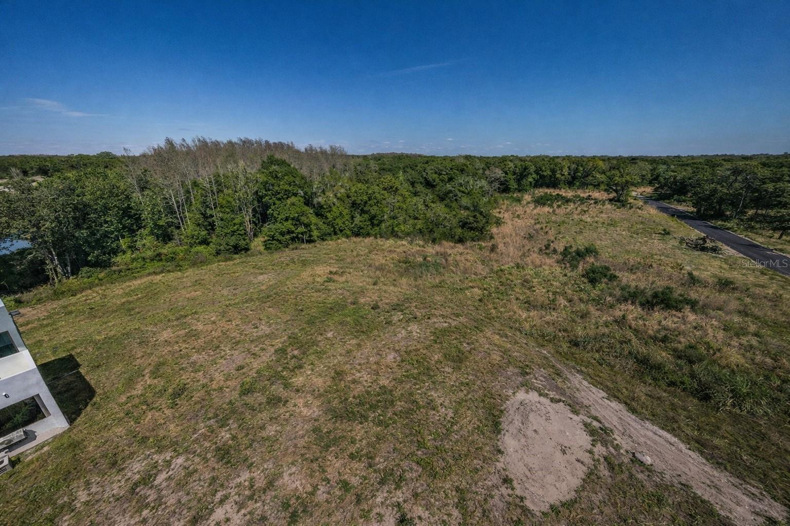 210 Skytrail Property Photo 3