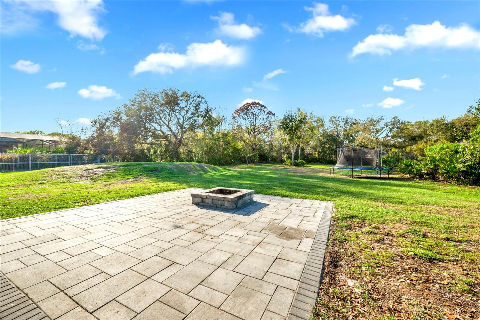 1811 Butch Cassidy Trl Property Photo 41