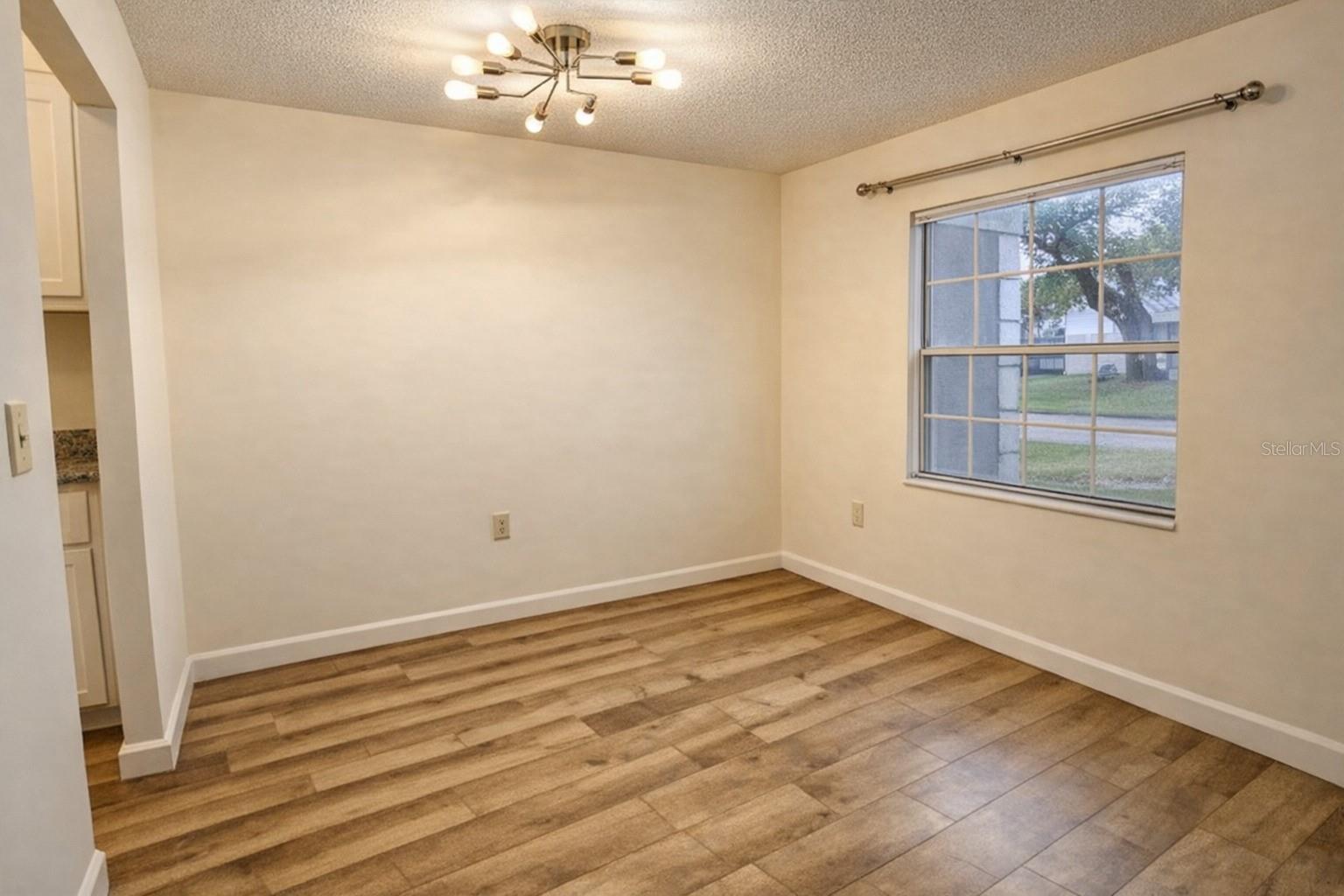 1712 Belleair Forest Dr #a Property Photo 5