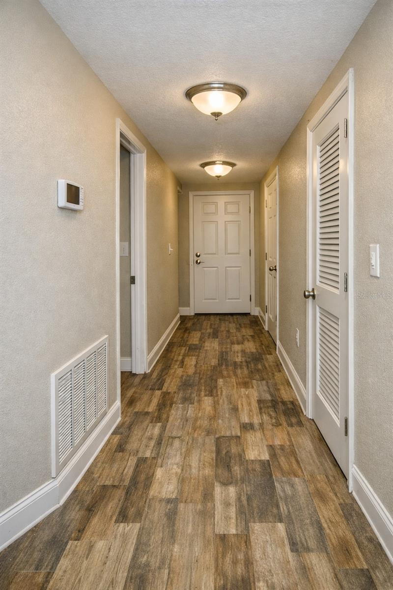 1712 Belleair Forest Dr #a Property Photo 10