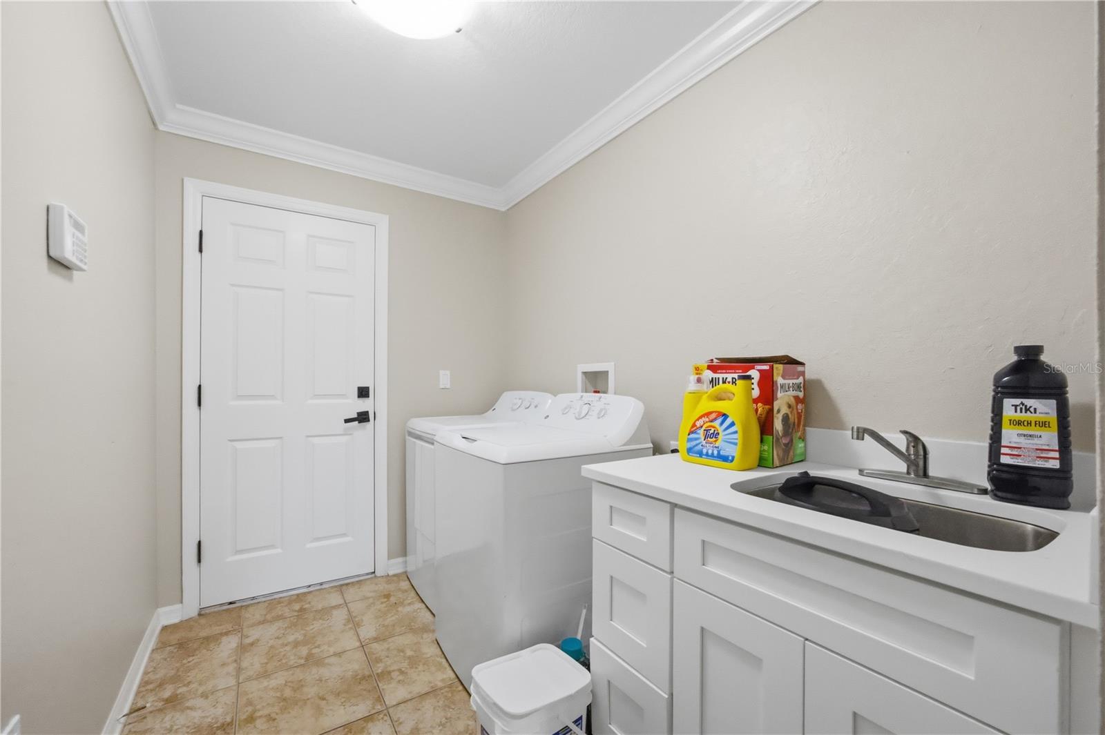 14185 Dorado St Property Photo 23