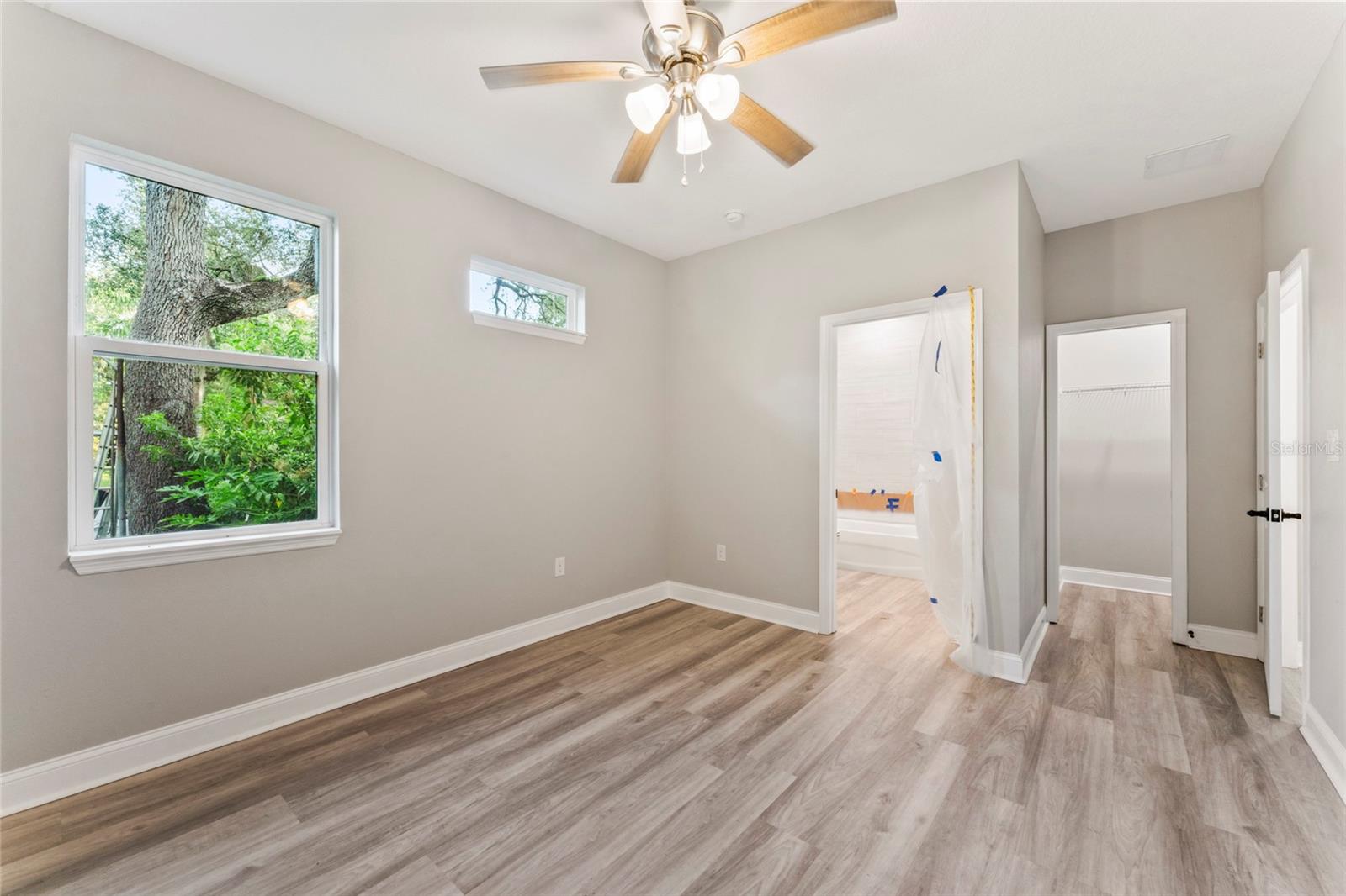 809 W Linebaugh Ave #1b Property Photo 8