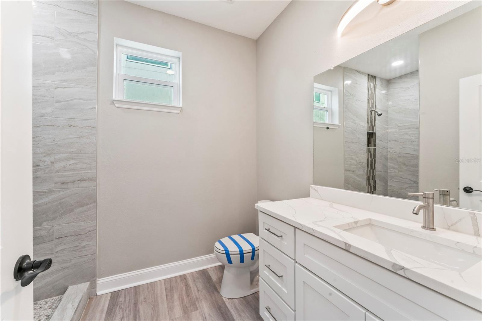 809 W Linebaugh Ave #1b Property Photo 10