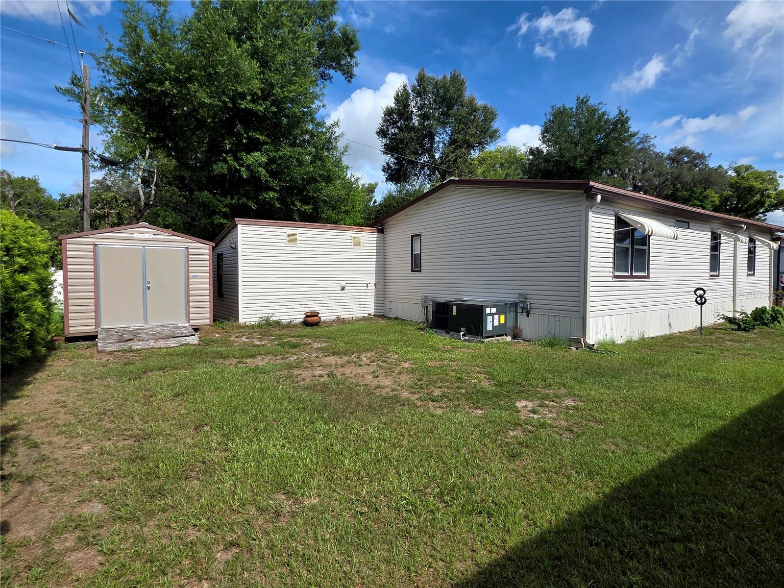 37408 Marta Ave Property Photo 7