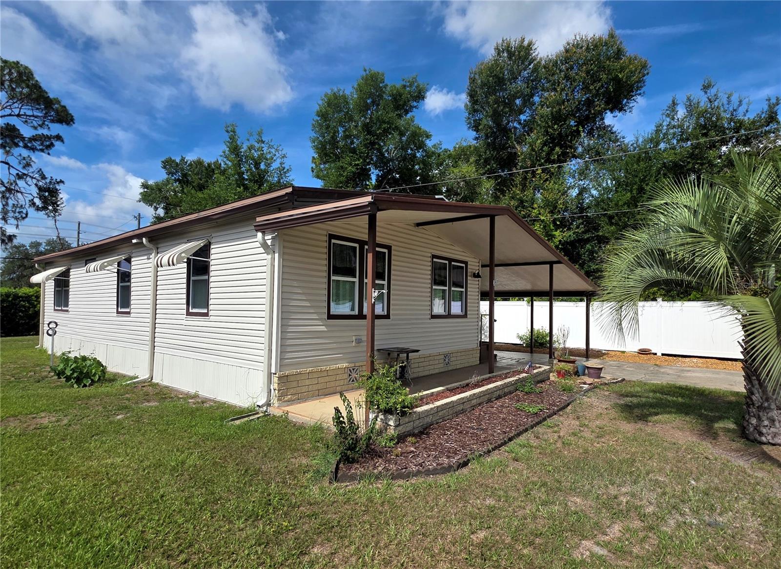 37408 Marta Ave Property Photo 8