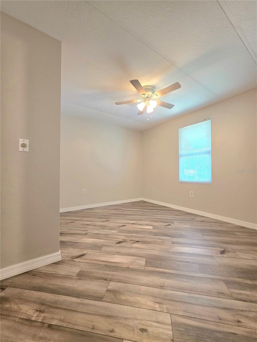 37408 Marta Ave Property Photo 29