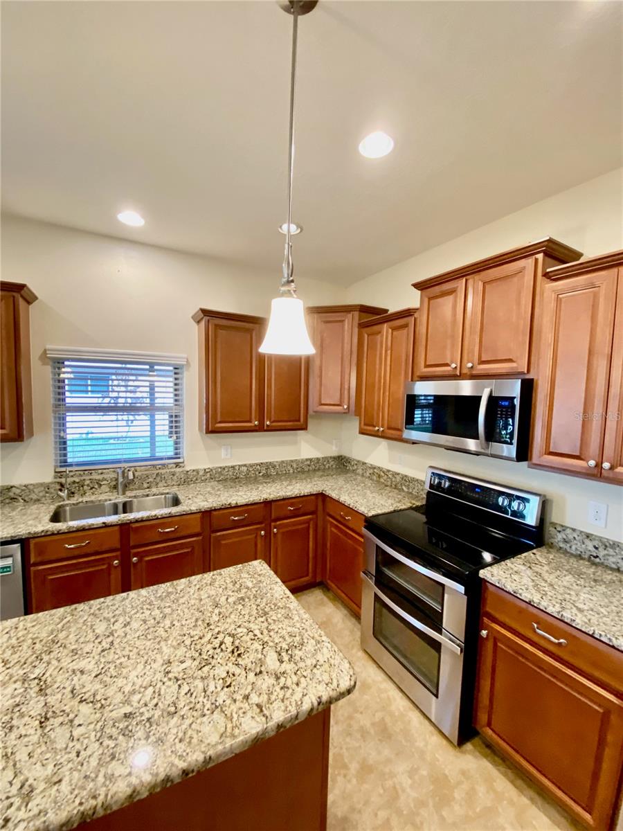 12130 Streambed Dr Property Photo 11