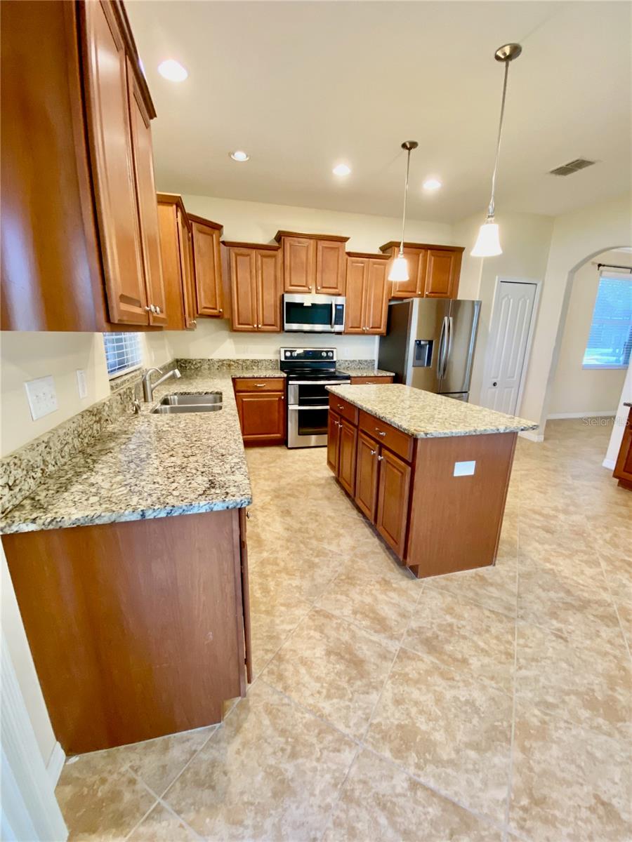 12130 Streambed Dr Property Photo 13