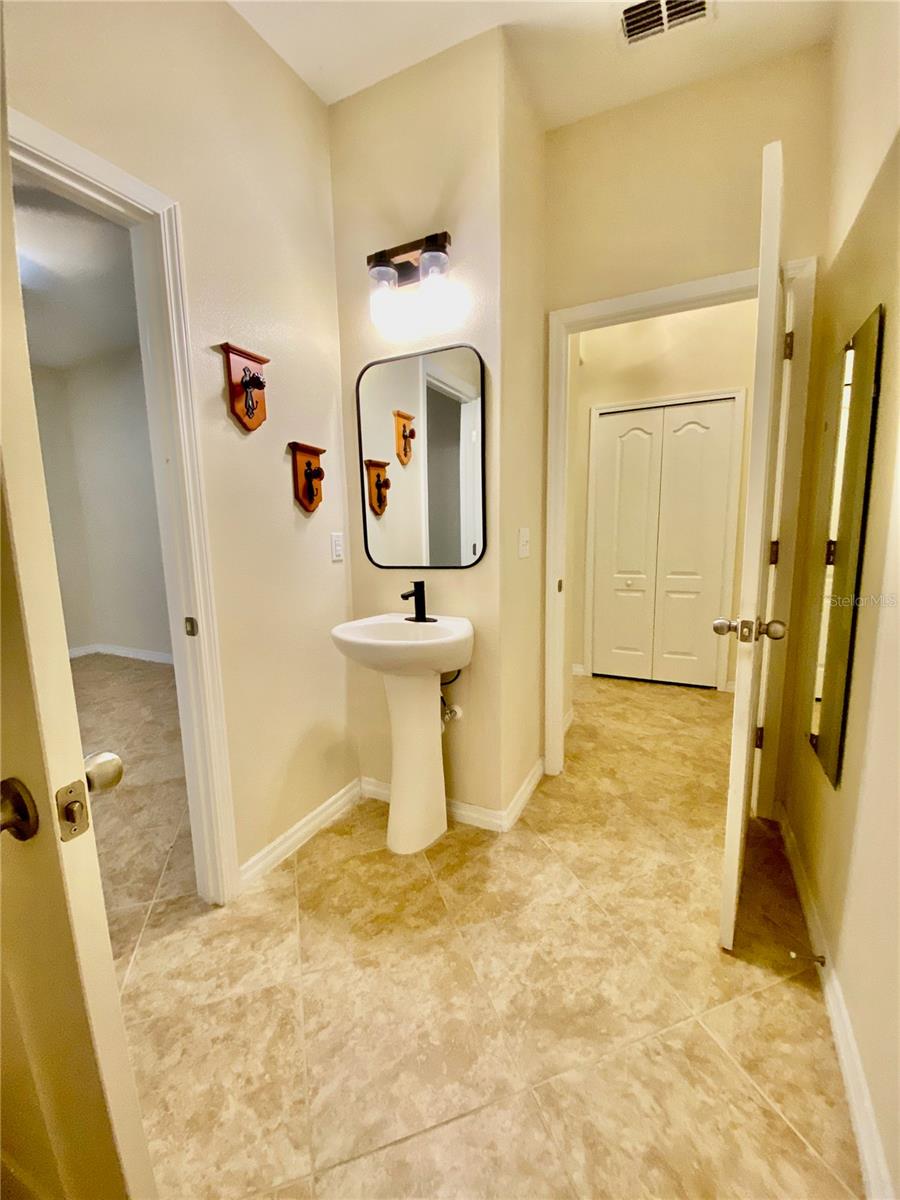 12130 Streambed Dr Property Photo 29