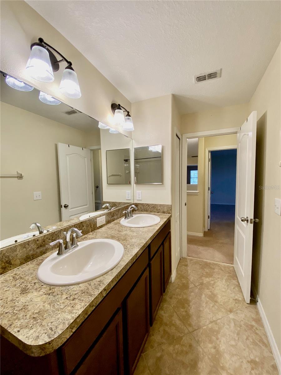 12130 Streambed Dr Property Photo 52