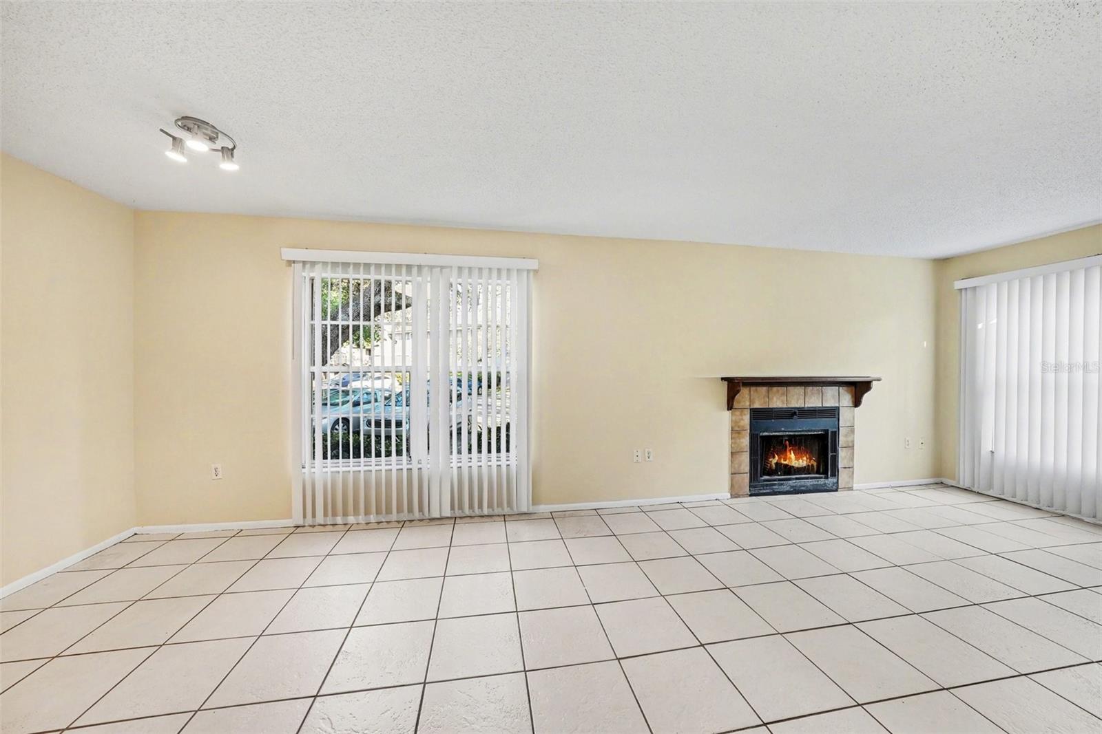 14319 Hanging Moss Cir #101 Property Photo 8
