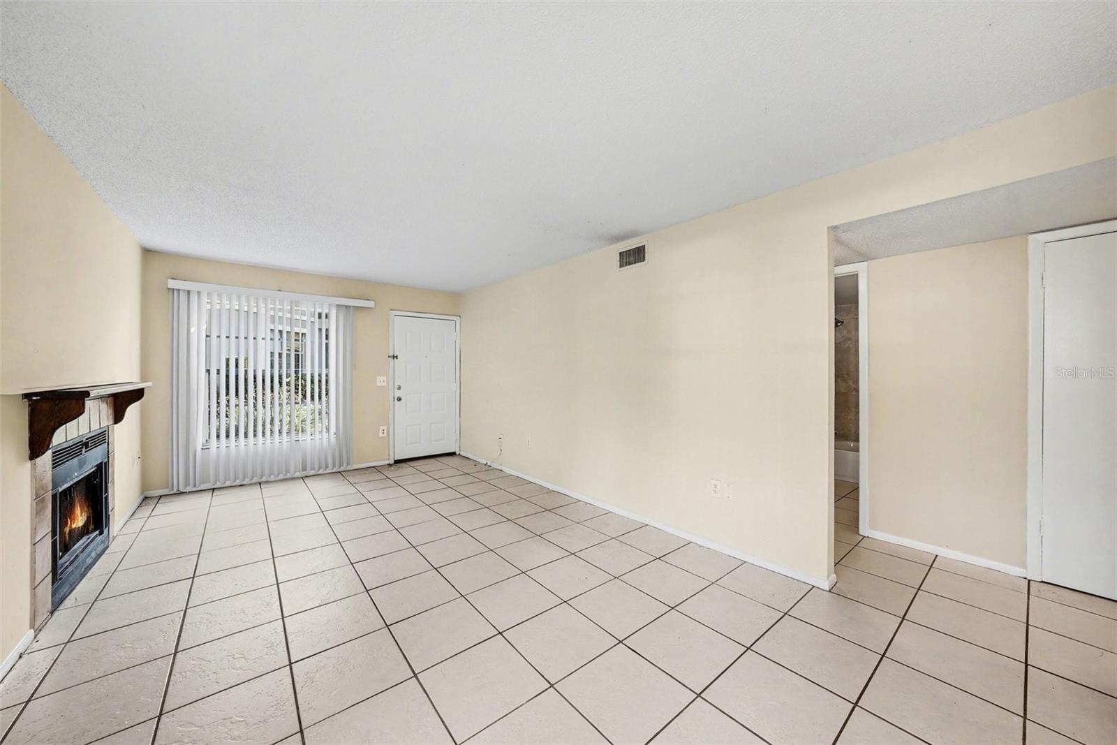 14319 Hanging Moss Cir #101 Property Photo 11