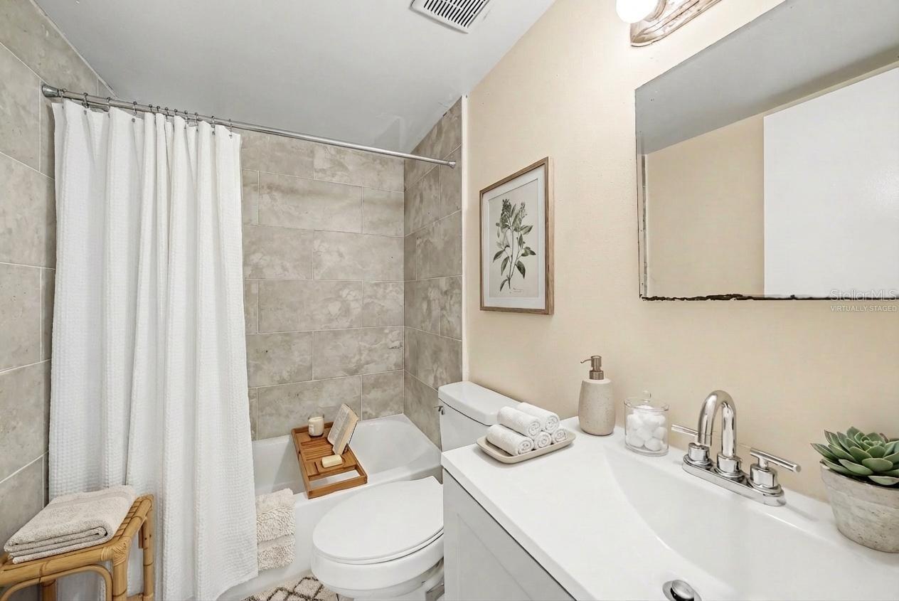 14319 Hanging Moss Cir #101 Property Photo 18