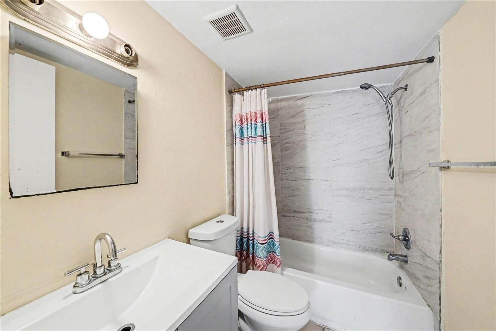 14319 Hanging Moss Cir #101 Property Photo 20