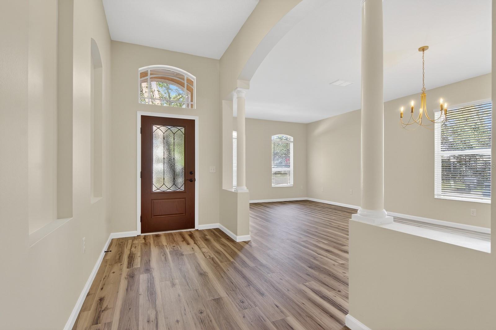 6002 Martinglade Pl Property Photo 3