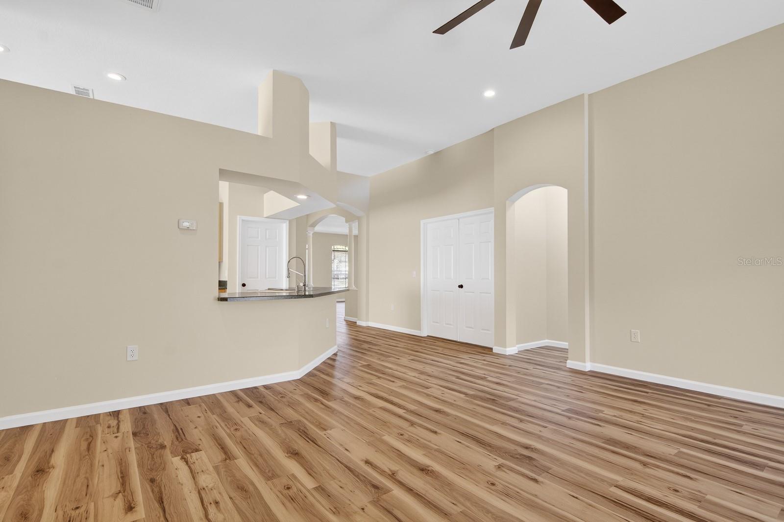 6002 Martinglade Pl Property Photo 19