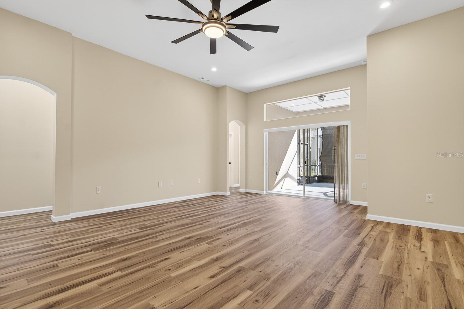 6002 Martinglade Pl Property Photo 24
