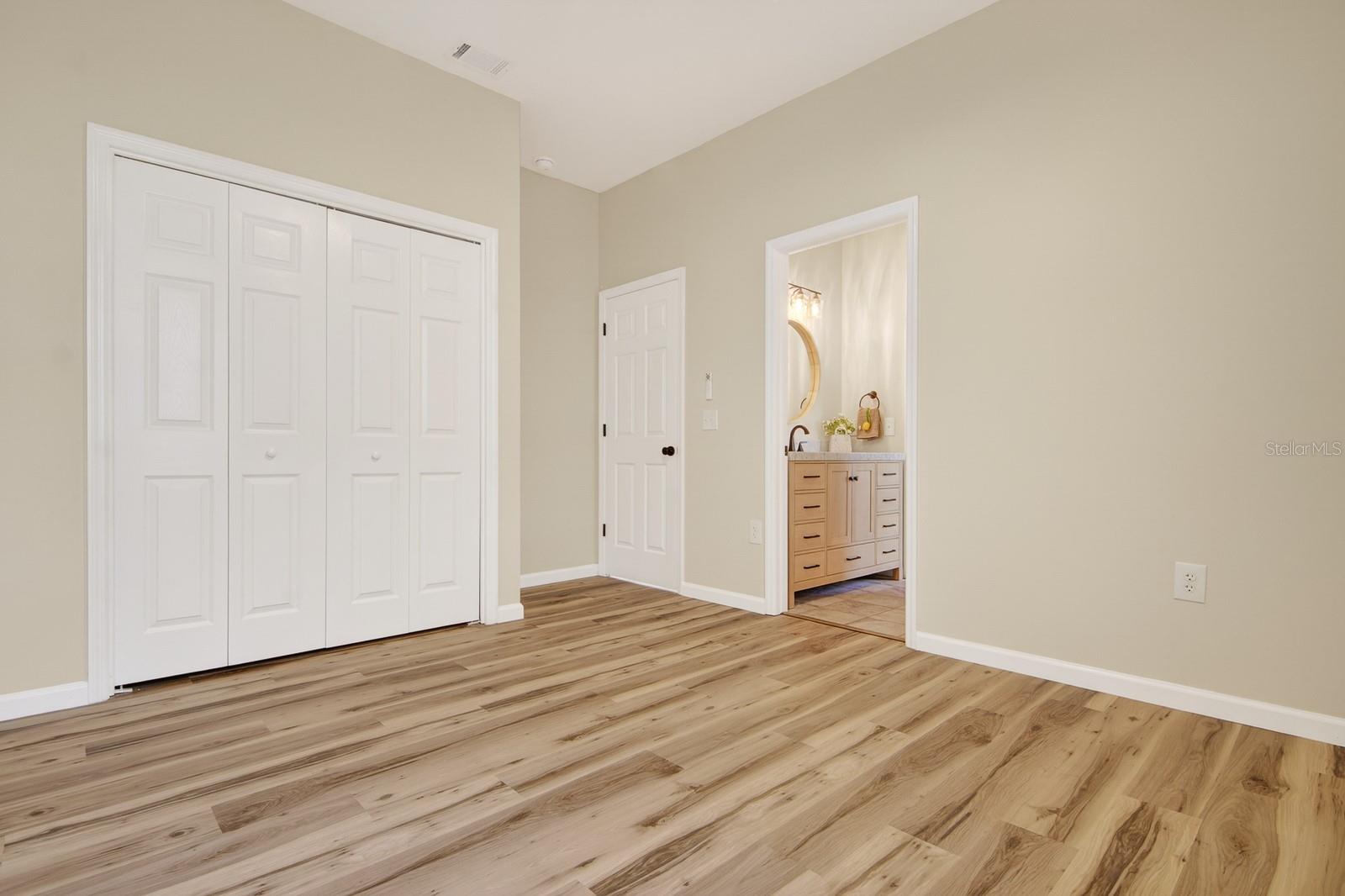 6002 Martinglade Pl Property Photo 29