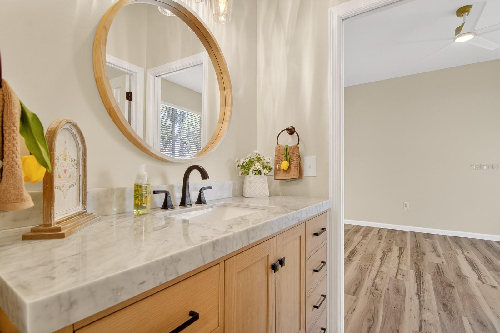 6002 Martinglade Pl Property Photo 30