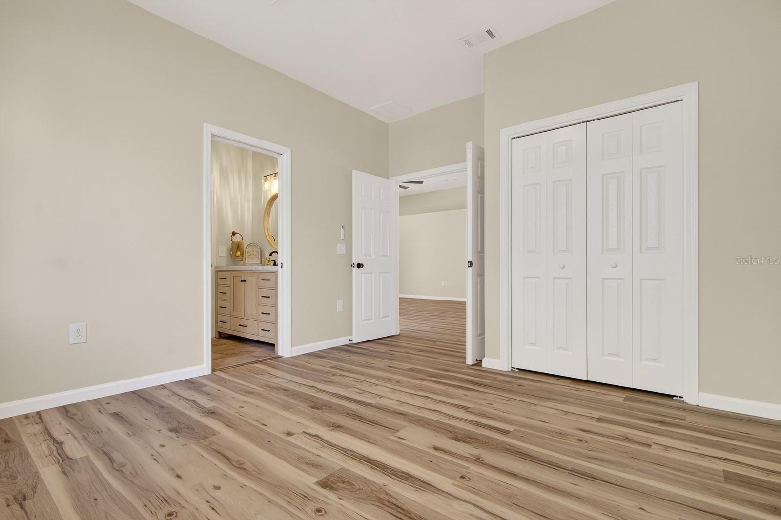 6002 Martinglade Pl Property Photo 34