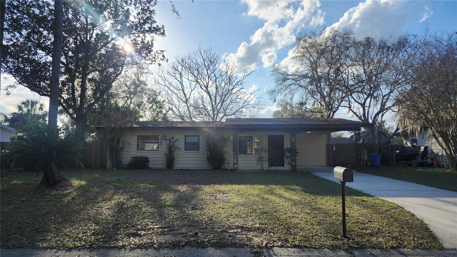 908 WESTMORE AVE Property Photo 1