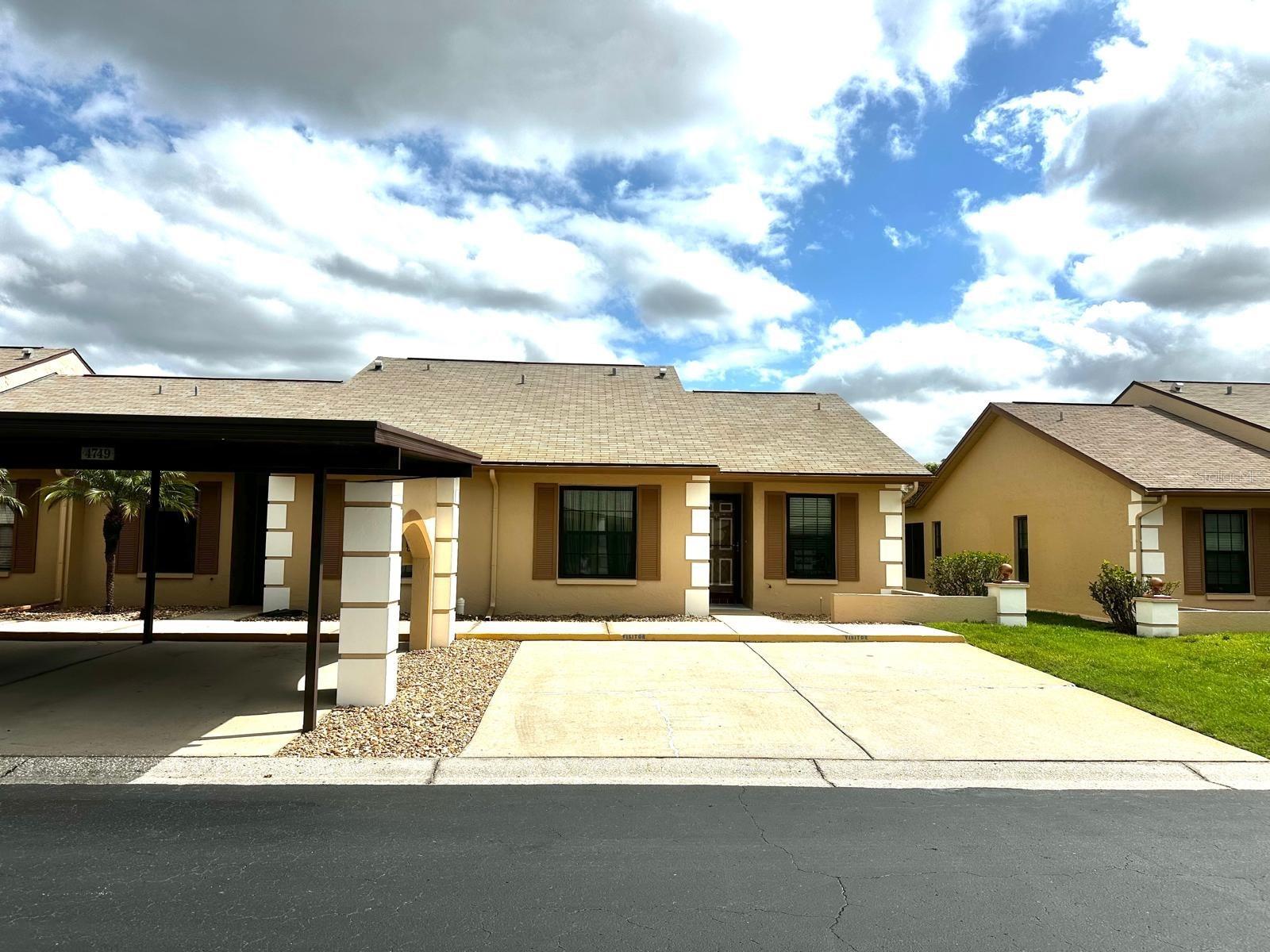 4749 SUNNY LOOP #4749 Property Photo 1