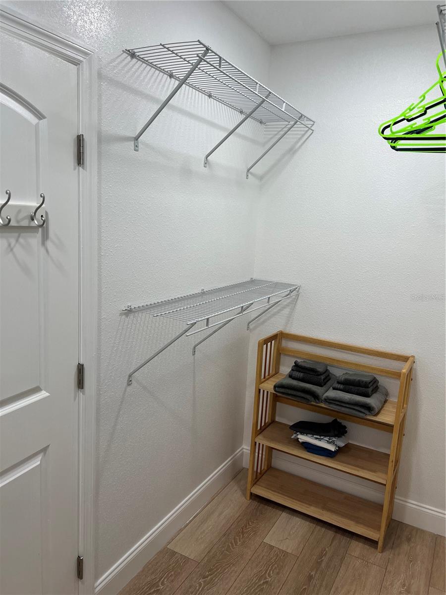 311 E Floribraska Ave #a Property Photo 10