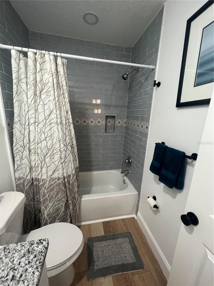 311 E Floribraska Ave #a Property Photo 17