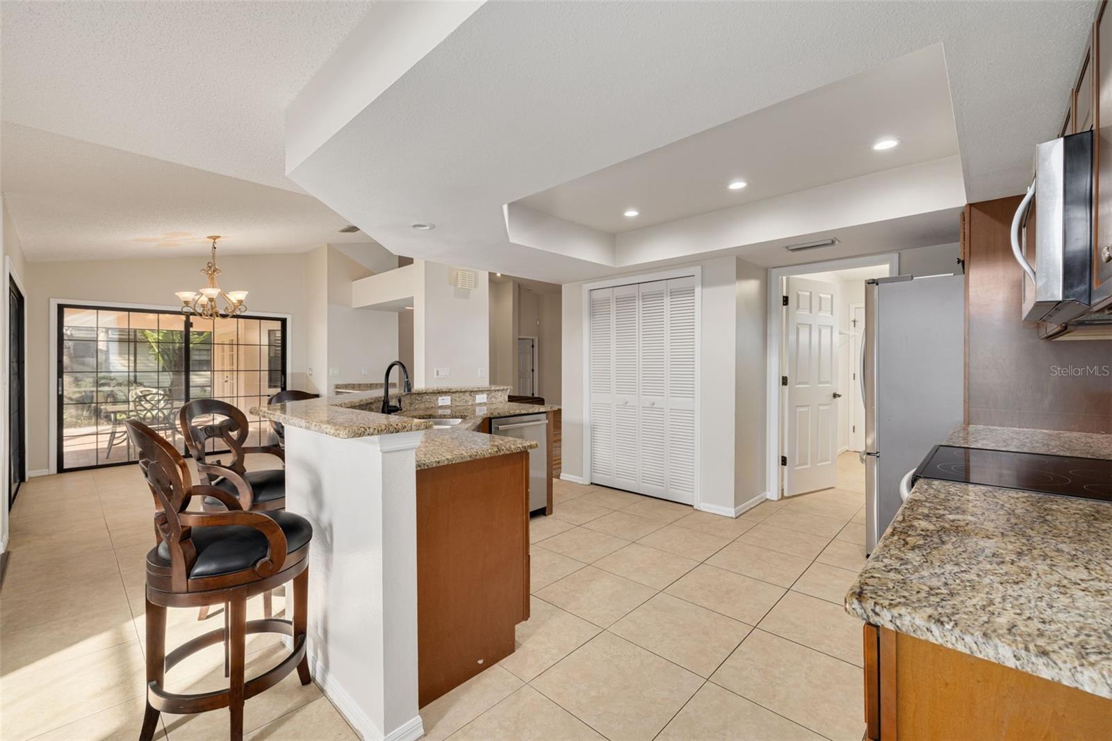 470 Hickorynut Ave Property Photo 19