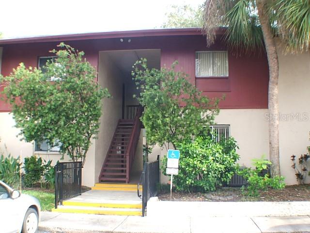 8609 N CHAMPLAIN CT #77 Property Photo 1