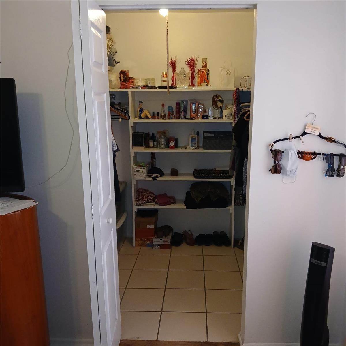 8609 N Champlain Ct #77 Property Photo 7