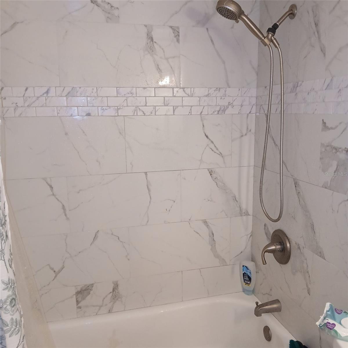 8609 N Champlain Ct #77 Property Photo 10