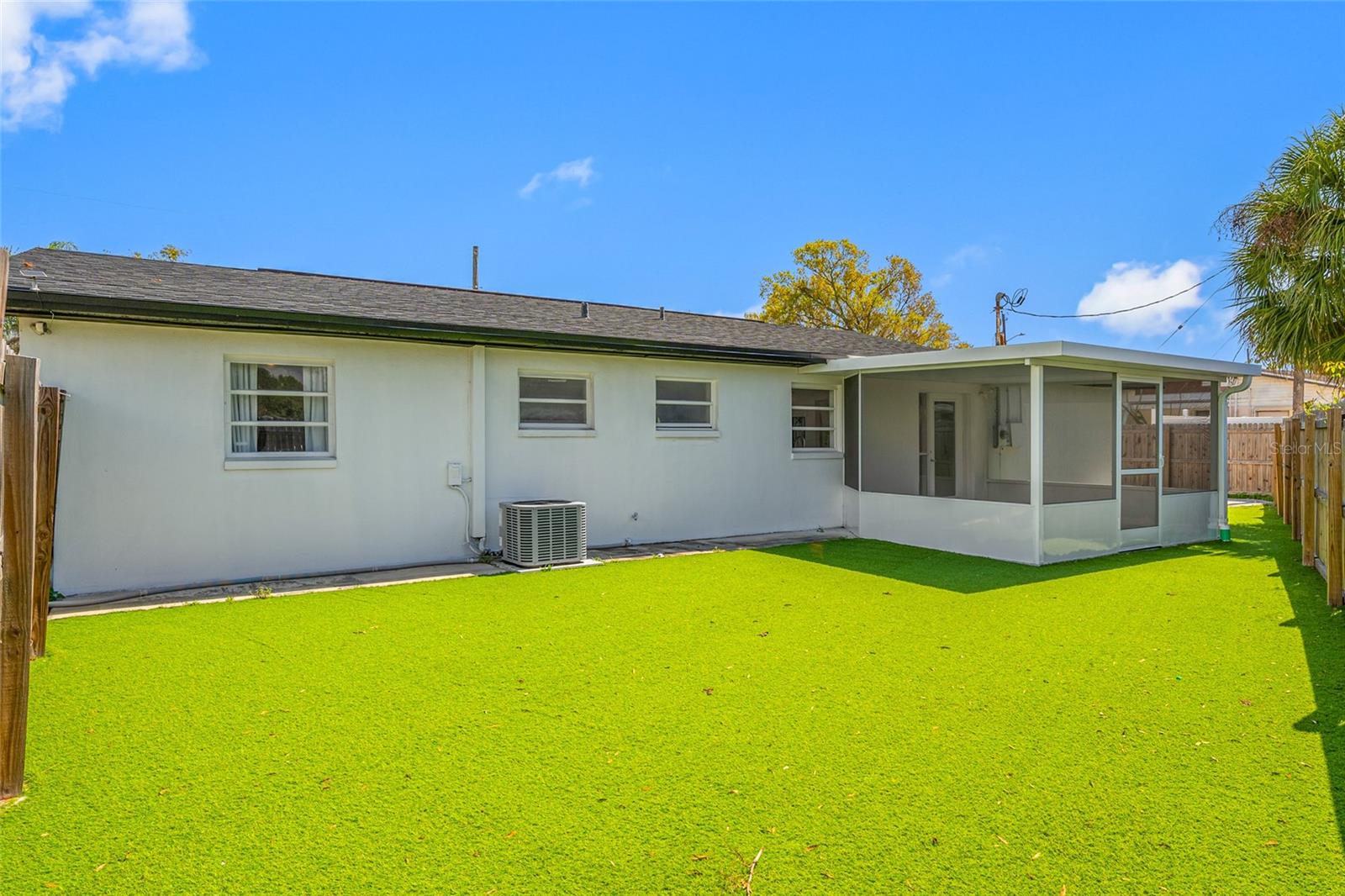 4916 Carlyle Rd Property Photo 1