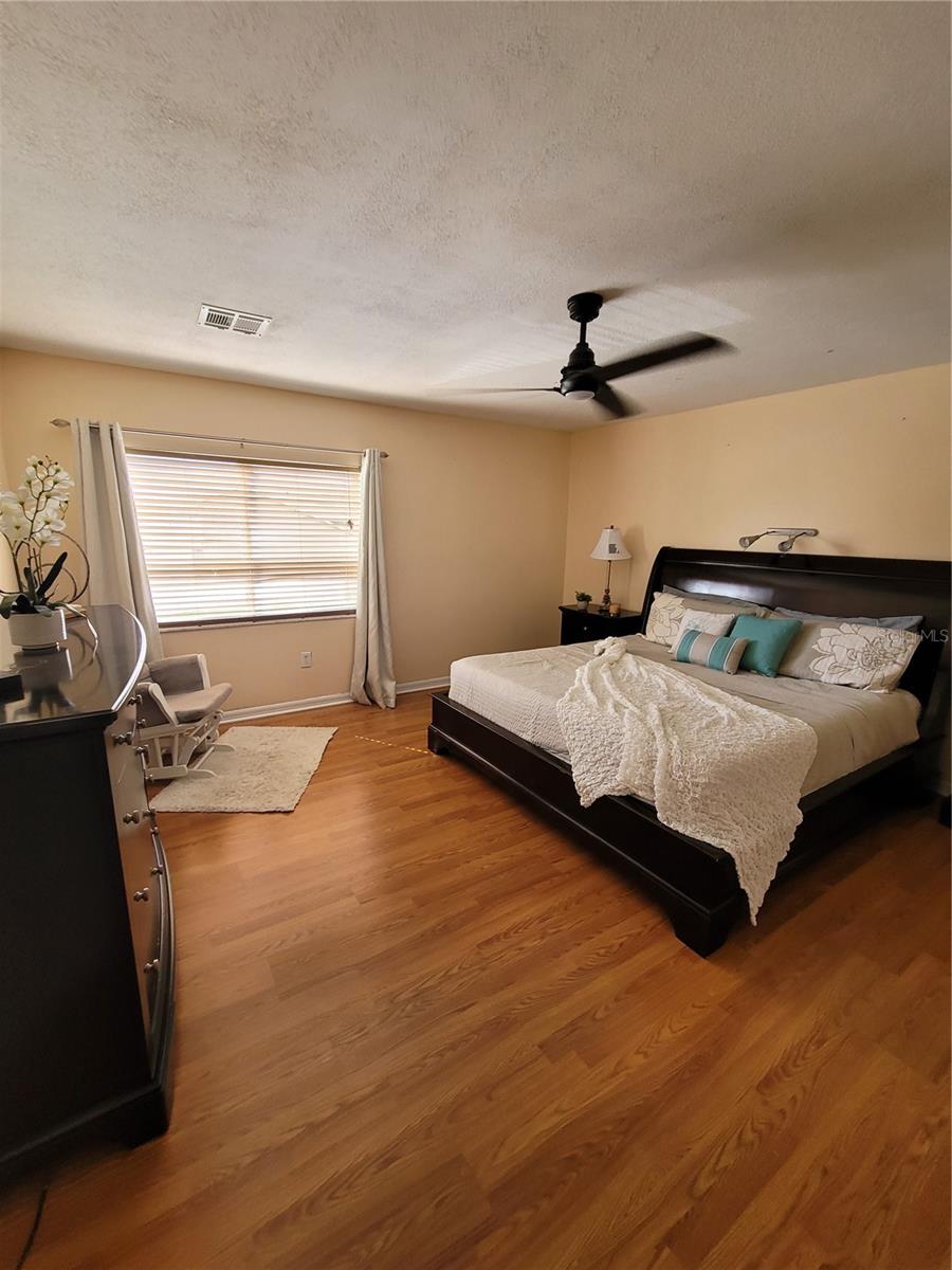 27640 Breakers Dr Property Photo 21